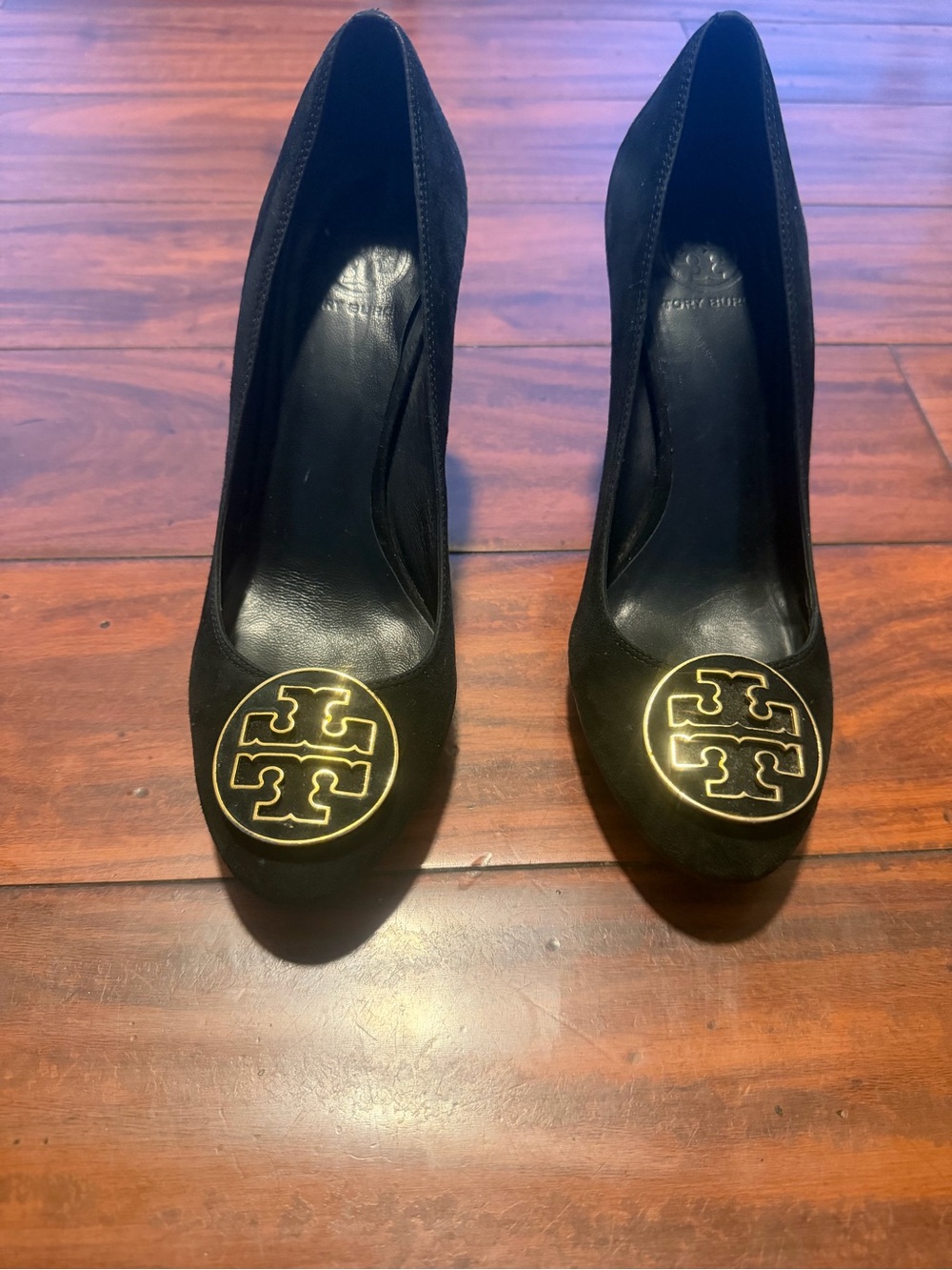 Tory Burch Black Suede Heels with Gold Logo Medallions sizes 8 - Picture 2 of 9